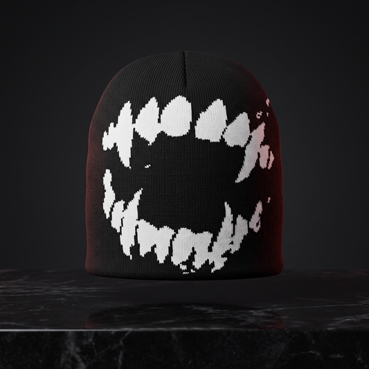 Fang Beanie - Black
